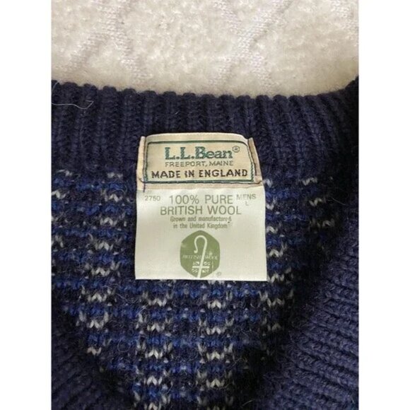 Vintage L.L Bean Blue V Neck Sweater, 100% British Wool, Size Large - Picture 3 of 16
